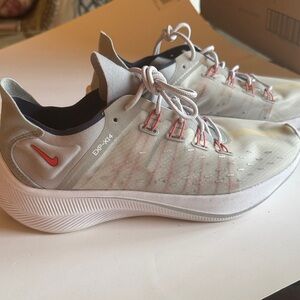 Nike EXP-X14 White and Red Running Shoes. Never worn.